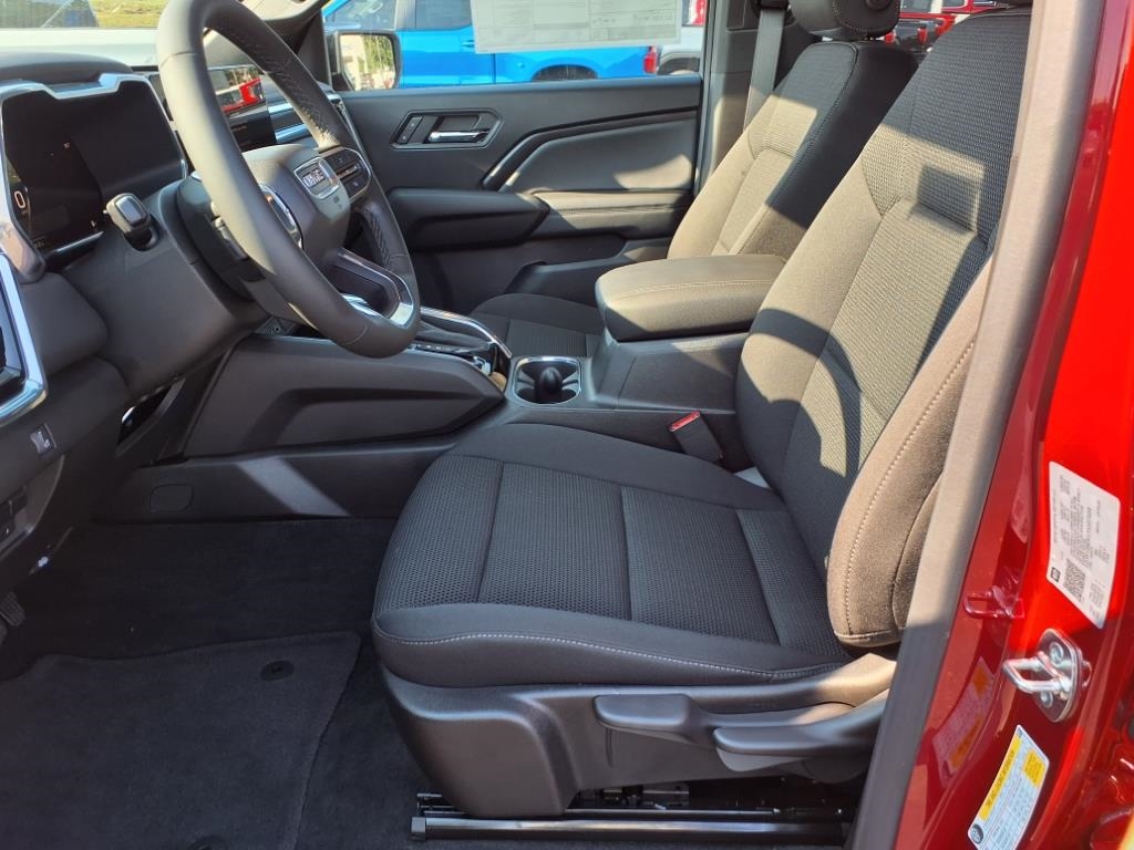 GMC Canyon 2WD Crew Cab Elevation 2026 GMC Canyon 2WD Crew Cab Elevation 2026