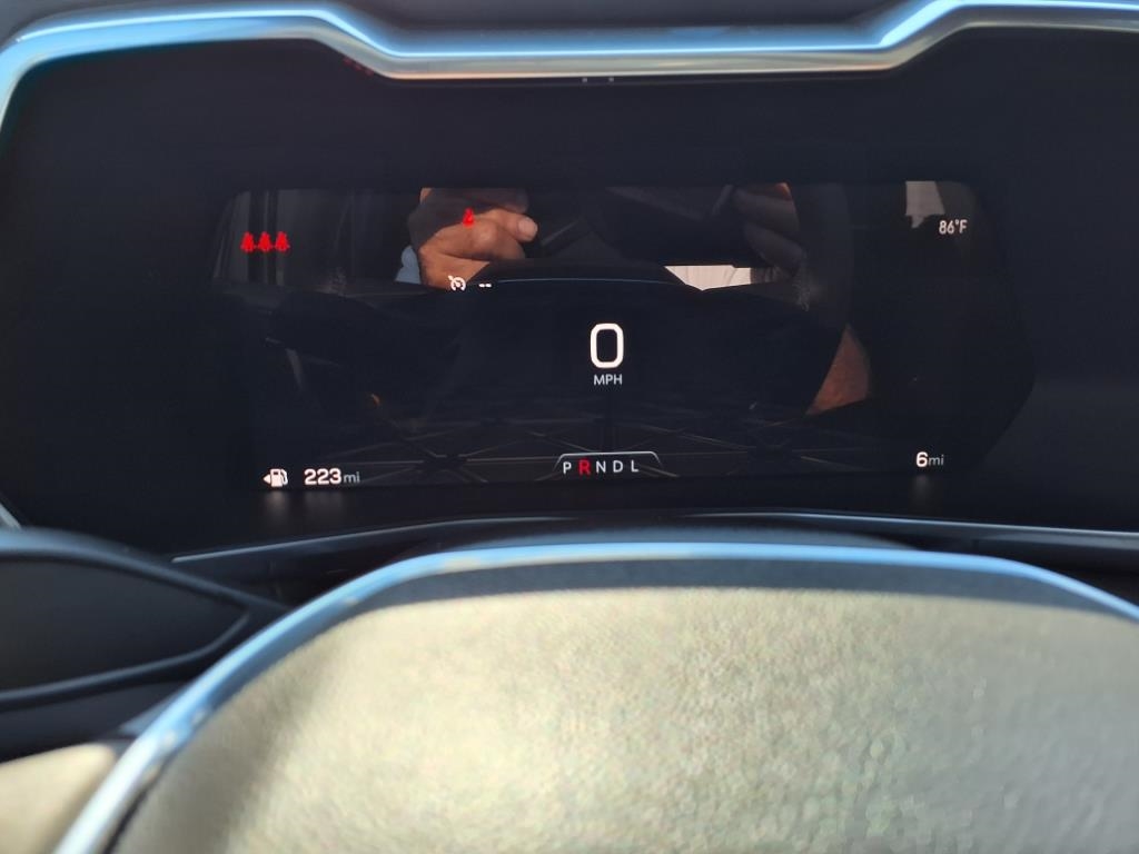 GMC Canyon 2WD Crew Cab Elevation 2026