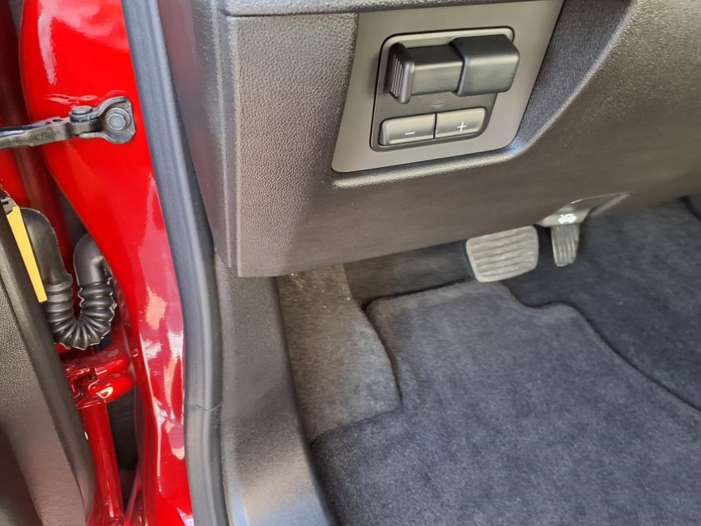 GMC Canyon 2WD Crew Cab Elevation 2026