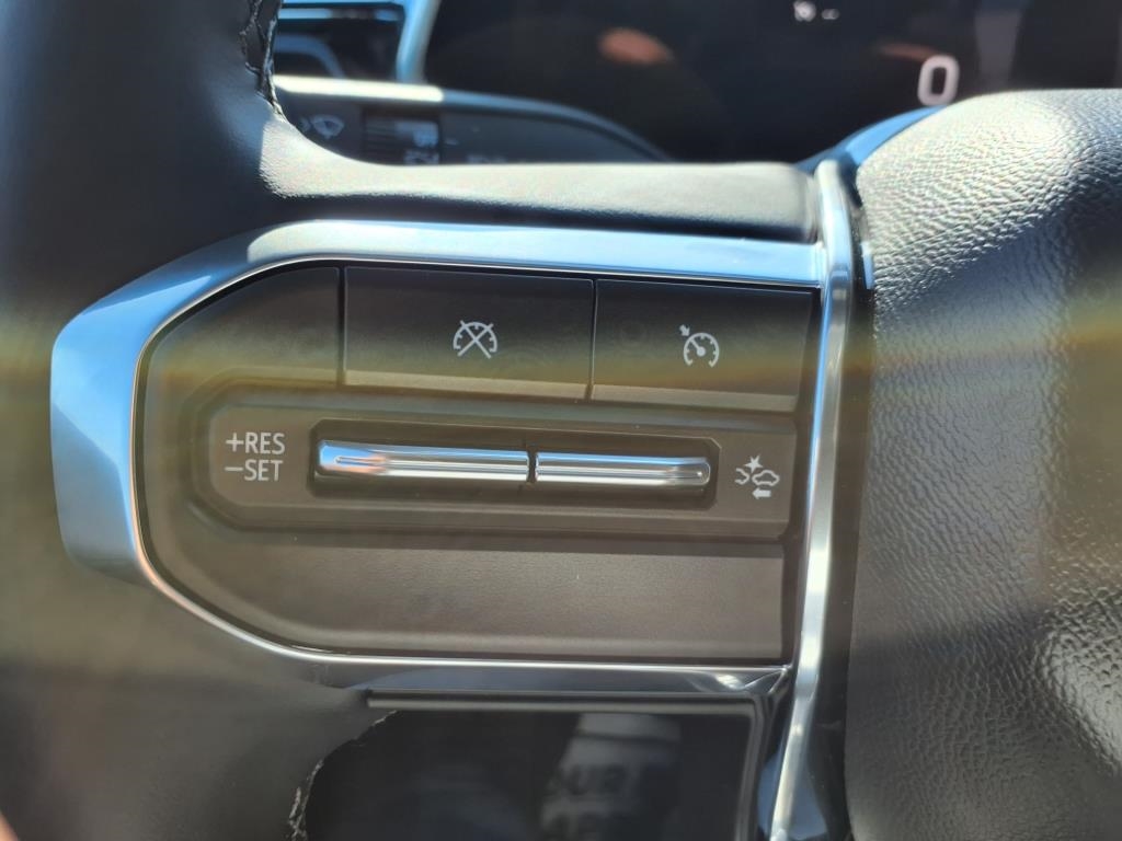 GMC Canyon 2WD Crew Cab Elevation 2026