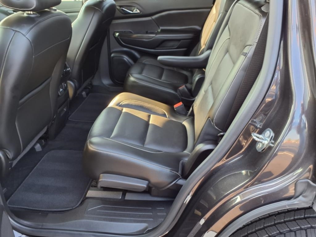 GMC Acadia FWD 4dr SLT w/SLT-1 2019