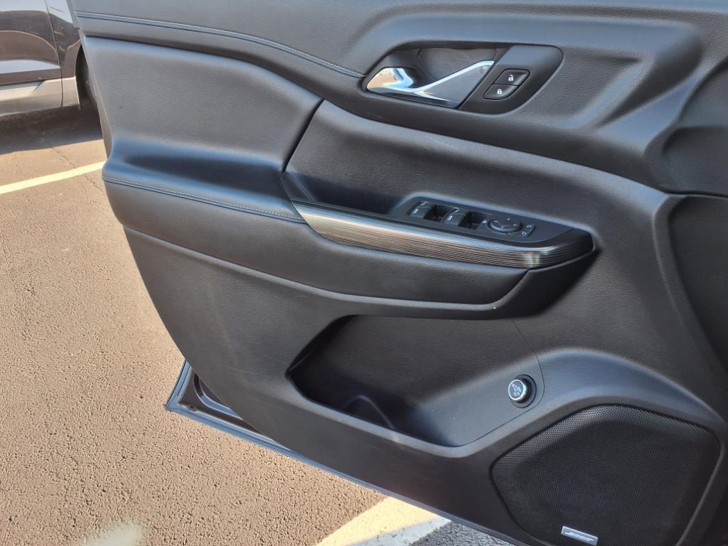 GMC Acadia FWD 4dr SLT w/SLT-1 2019