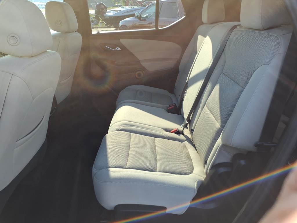 Chevrolet Traverse FWD 4dr LS w/1LS 2023