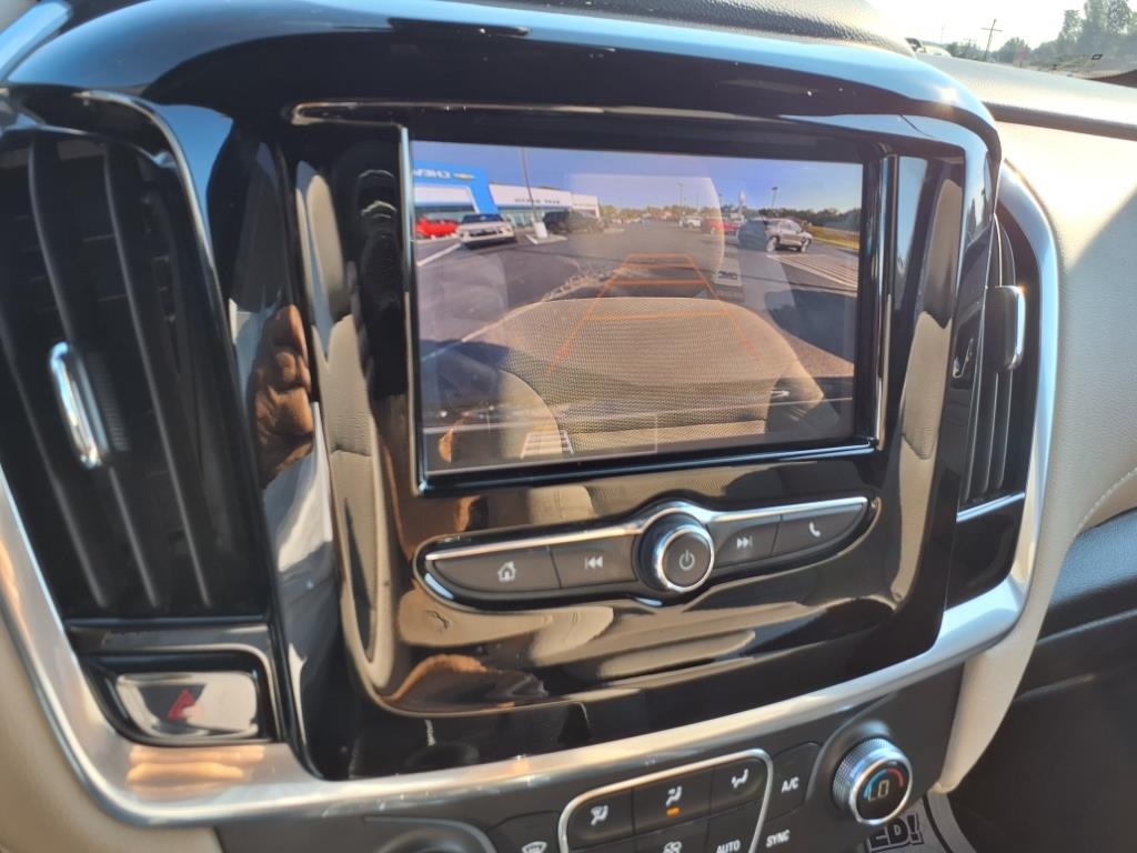 Chevrolet Traverse FWD 4dr LS w/1LS 2023