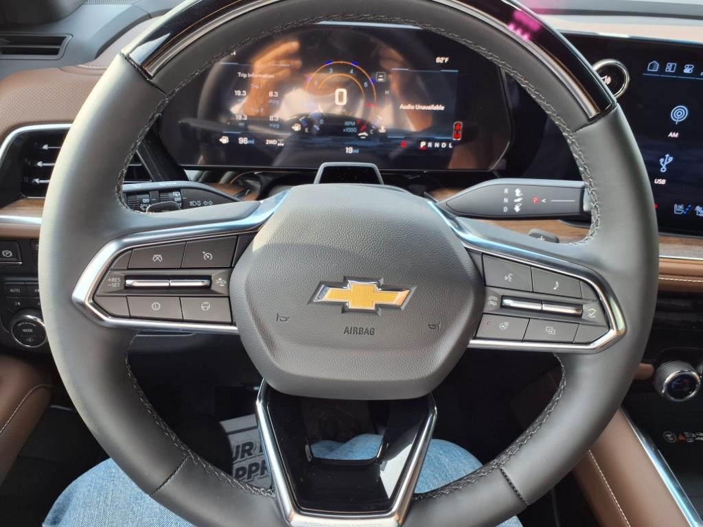 Chevrolet Tahoe 4WD 4dr High Country 2025