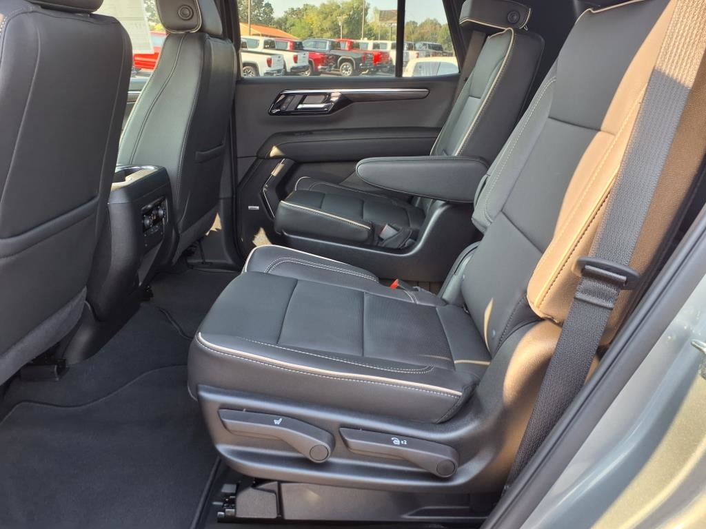 Chevrolet Tahoe 2WD 4dr Premier 2025