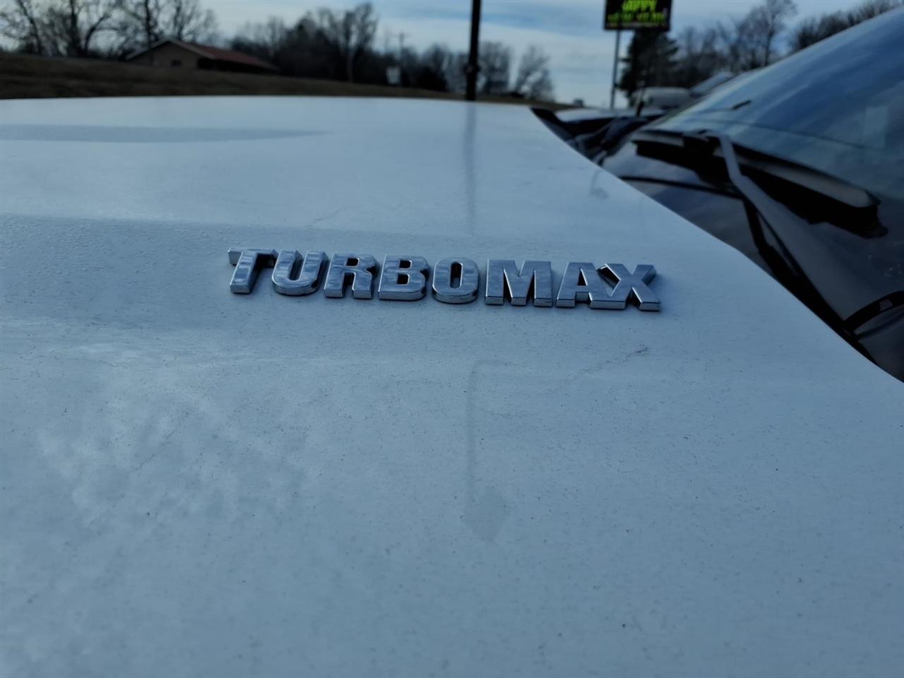 Chevrolet Silverado 1500 4WD Crew Cab 157" LT 2026