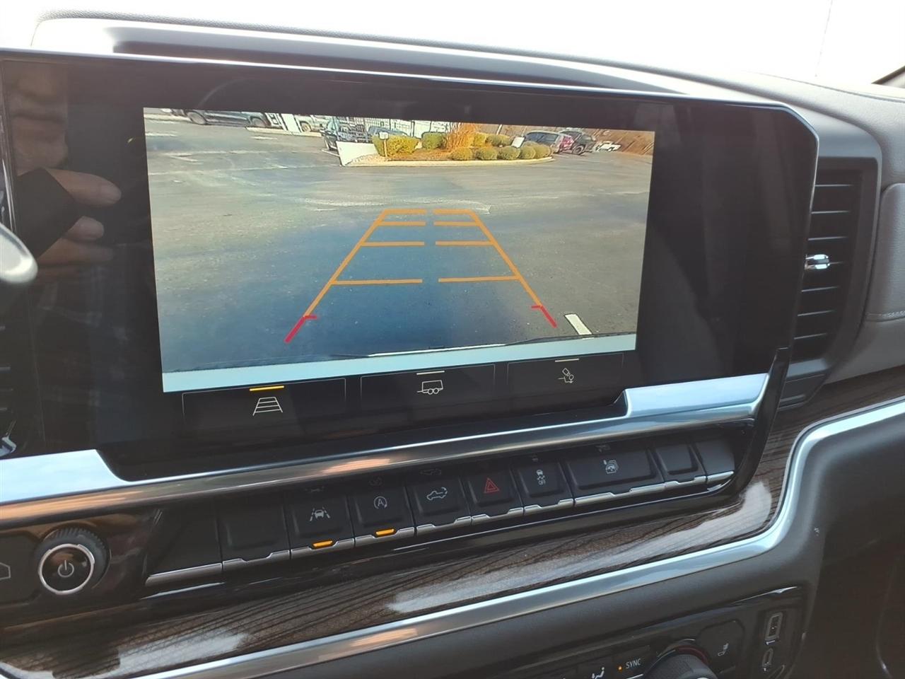 Chevrolet Silverado 1500 4WD Crew Cab 157" LT 2026