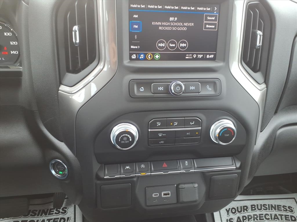 GMC Sierra 1500 4WD Crew Cab 147" Pro 2026 GMC Sierra 1500 4WD Crew Cab 147" Pro 2026