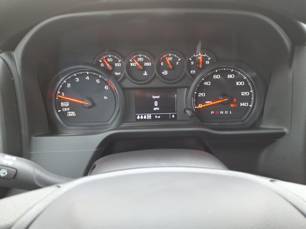 GMC Sierra 1500 4WD Crew Cab 147" Pro 2026 GMC Sierra 1500 4WD Crew Cab 147" Pro 2026