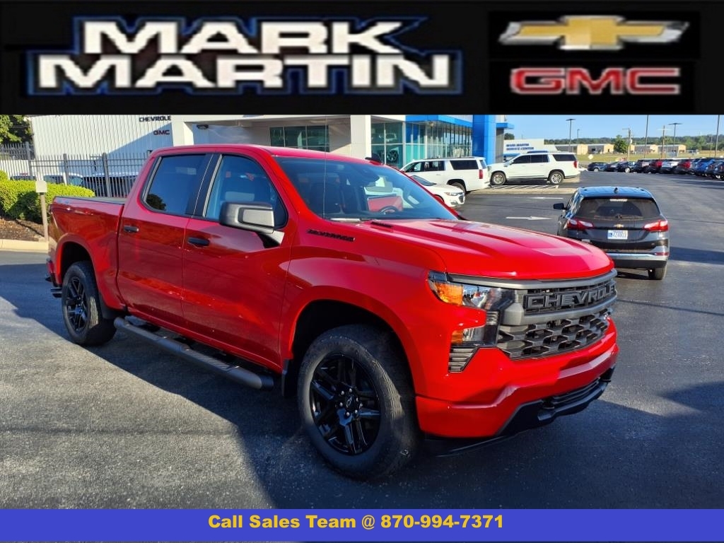 2026 Chevrolet Silverado 1500 4WD Crew Cab 147" Custom