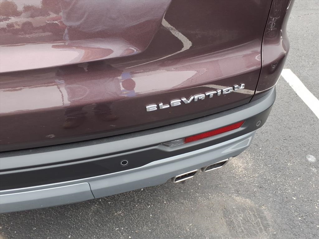 GMC Acadia FWD 4dr Elevation 2026