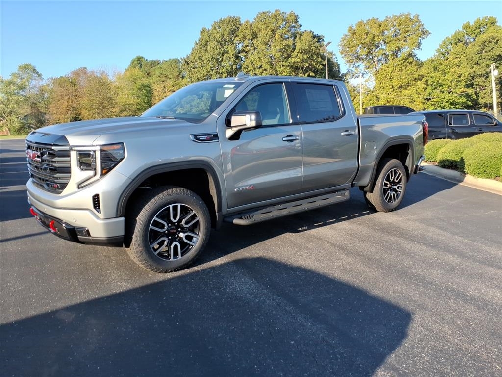 GMC Sierra 1500 4WD Crew Cab 147" AT4 2026 GMC Sierra 1500 4WD Crew Cab 147" AT4 2026