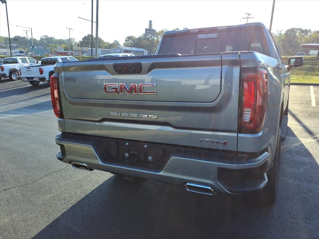 GMC Sierra 1500 4WD Crew Cab 147" AT4 2026 GMC Sierra 1500 4WD Crew Cab 147" AT4 2026