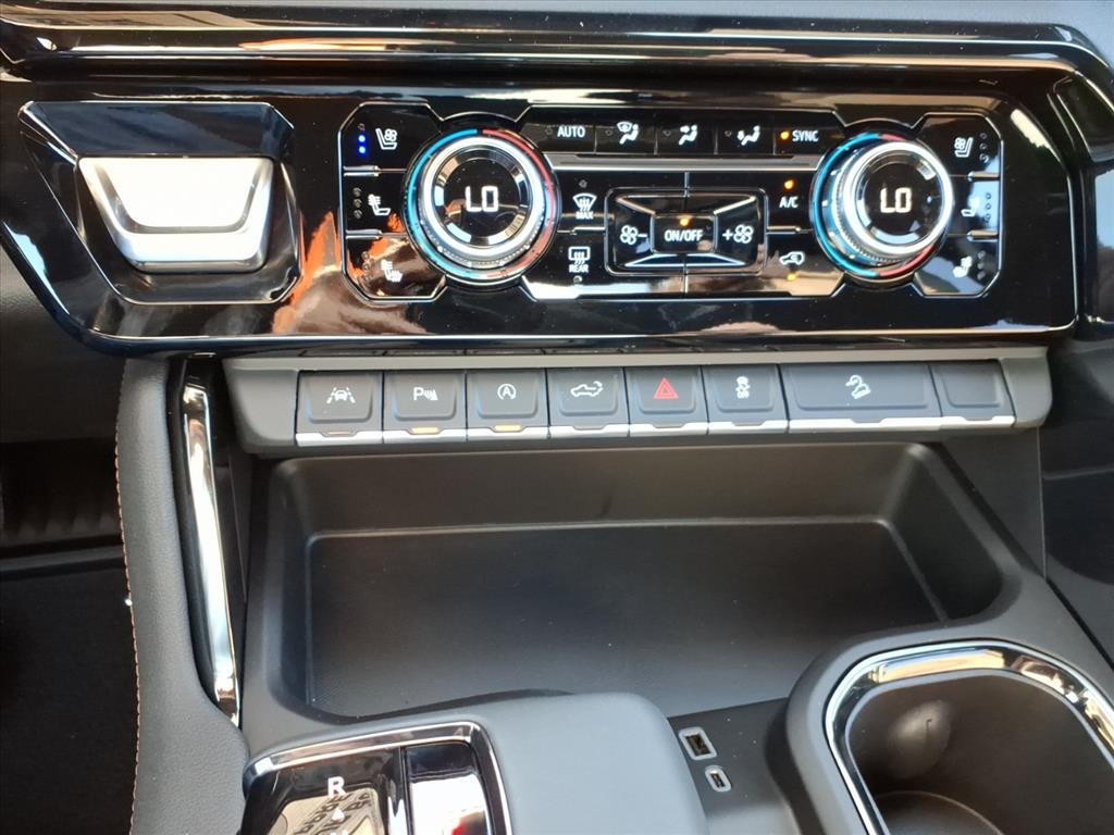 GMC Sierra 1500 4WD Crew Cab 147" AT4 2026 GMC Sierra 1500 4WD Crew Cab 147" AT4 2026