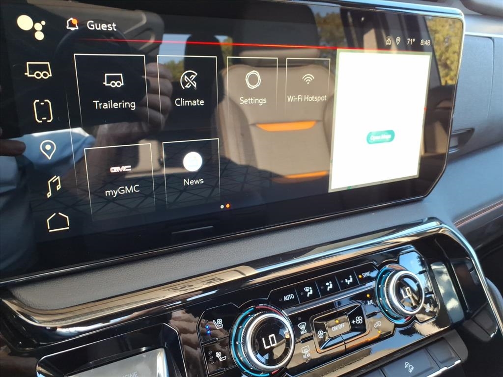 GMC Sierra 1500 4WD Crew Cab 147" AT4 2026 GMC Sierra 1500 4WD Crew Cab 147" AT4 2026