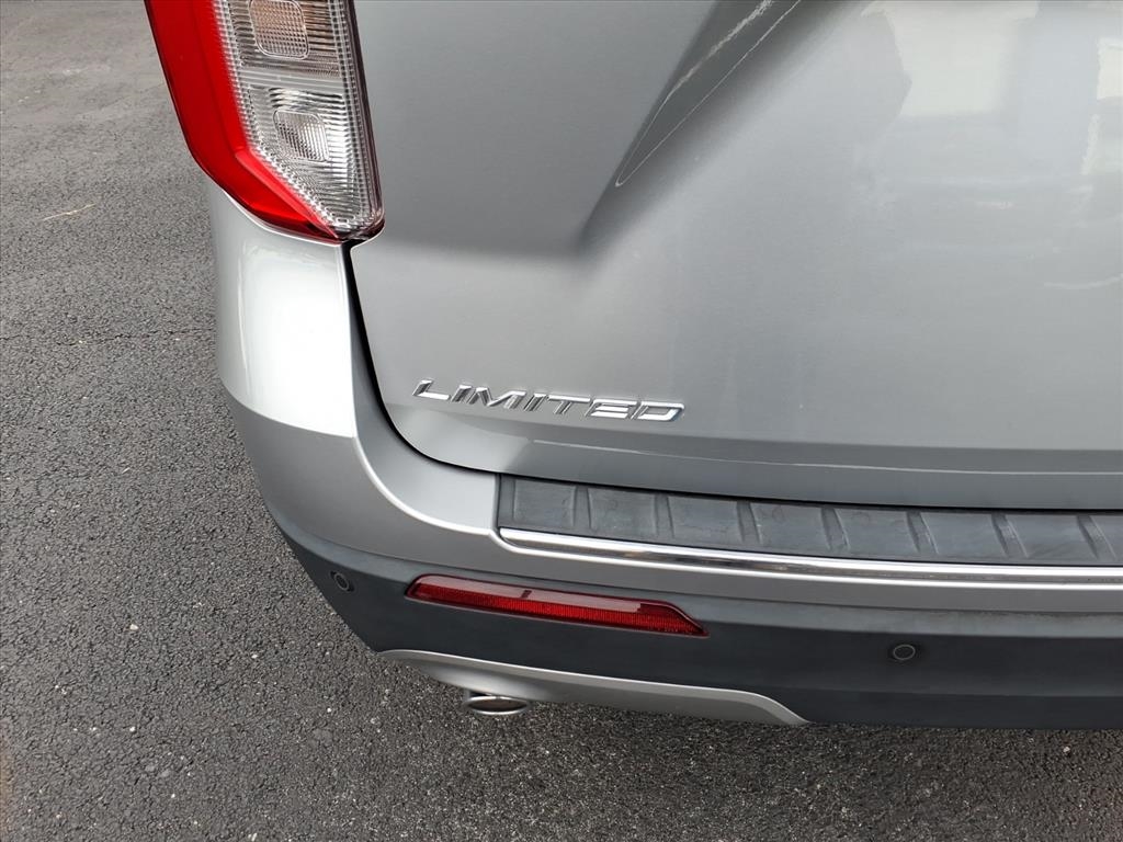 Ford Explorer Limited RWD 2023