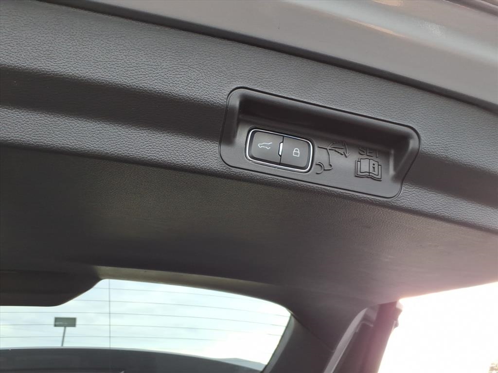 Ford Explorer Limited RWD 2023