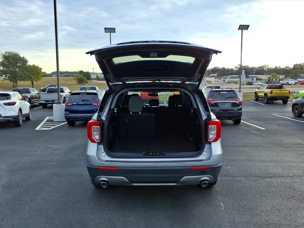 Ford Explorer Limited RWD 2023