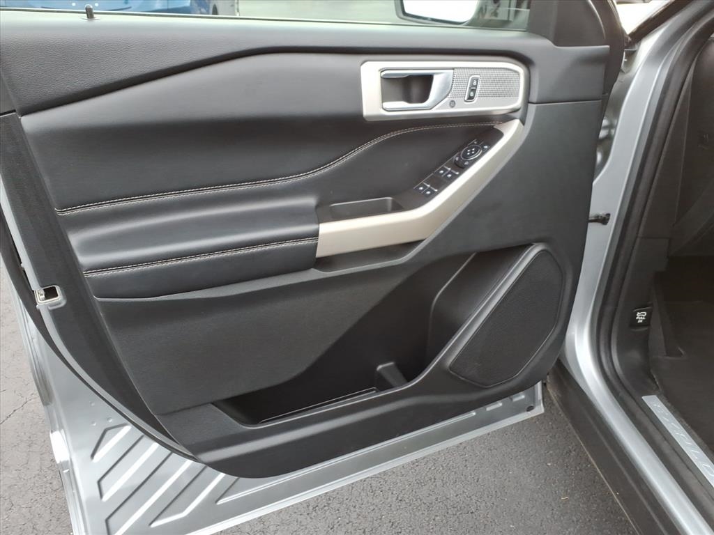 Ford Explorer Limited RWD 2023