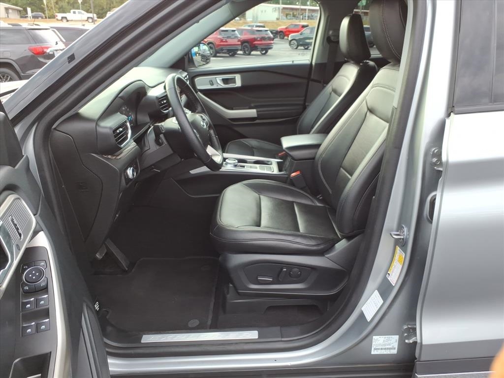 Ford Explorer Limited RWD 2023