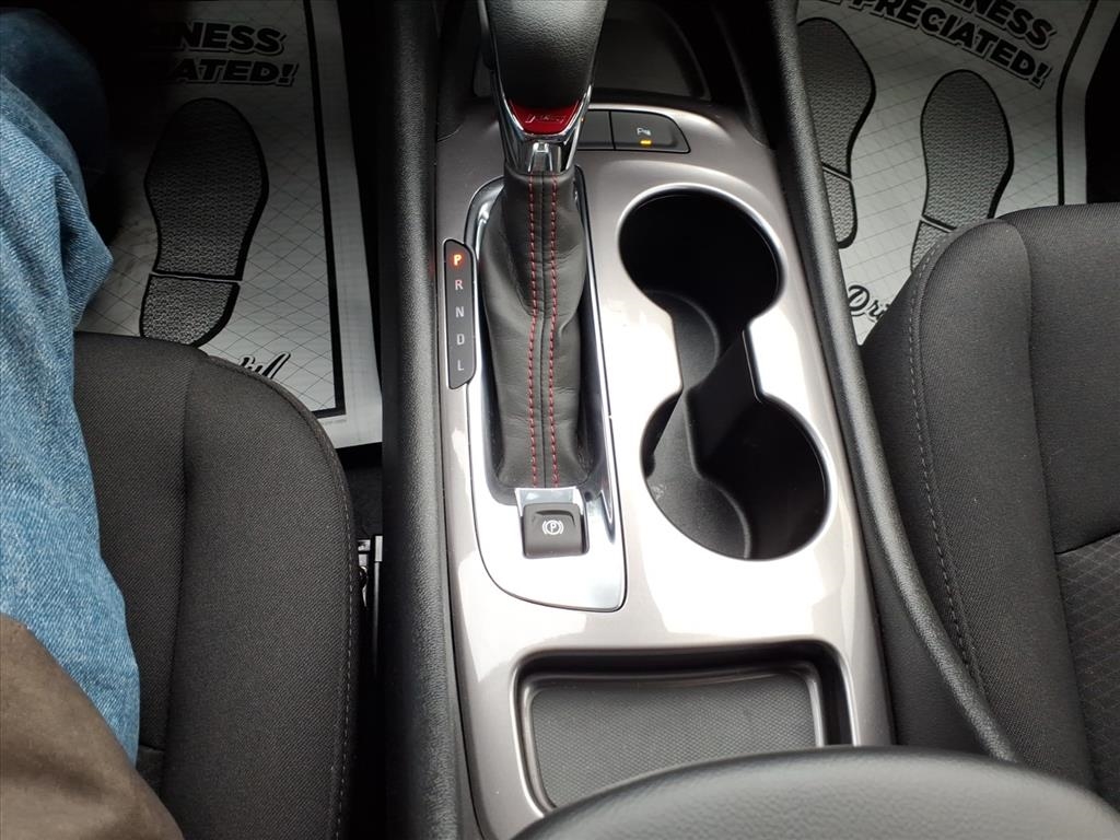 Chevrolet Malibu 4dr Sdn RS 2024