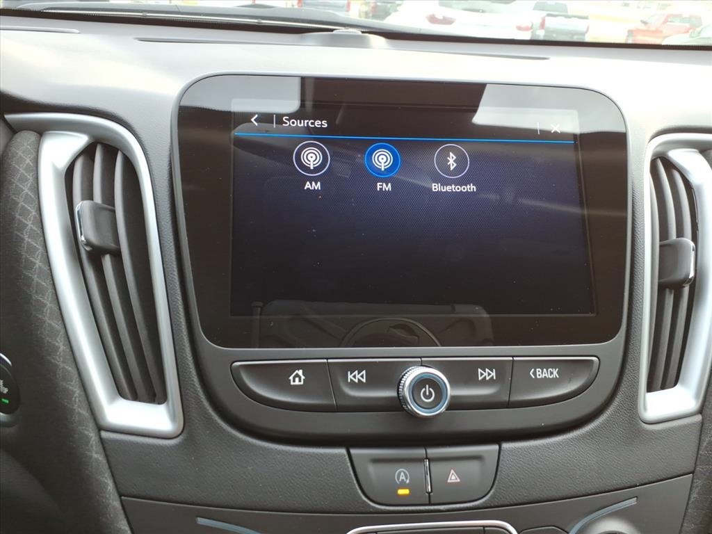 Chevrolet Malibu 4dr Sdn RS 2024