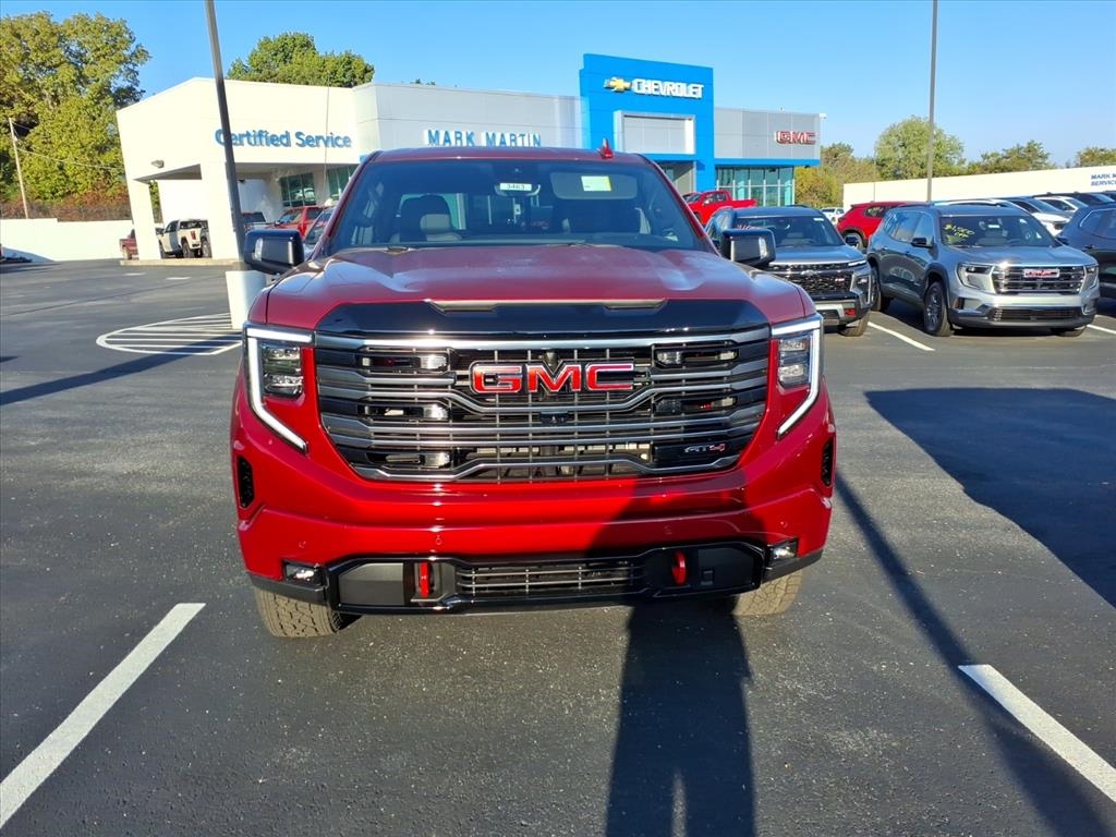 GMC Sierra 1500 4WD Crew Cab 147" AT4 2026 GMC Sierra 1500 4WD Crew Cab 147" AT4 2026