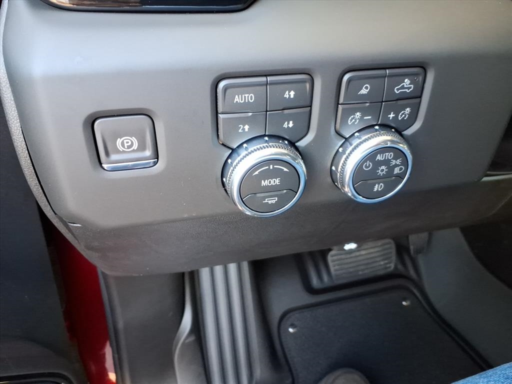 GMC Sierra 1500 4WD Crew Cab 147" AT4 2026 GMC Sierra 1500 4WD Crew Cab 147" AT4 2026