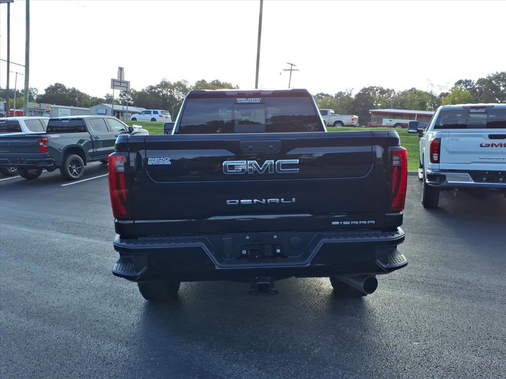 GMC Sierra 2500HD 4WD Crew Cab 159" Denali Ultimate 2026