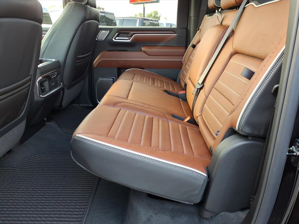 GMC Sierra 2500HD 4WD Crew Cab 159" Denali Ultimate 2026