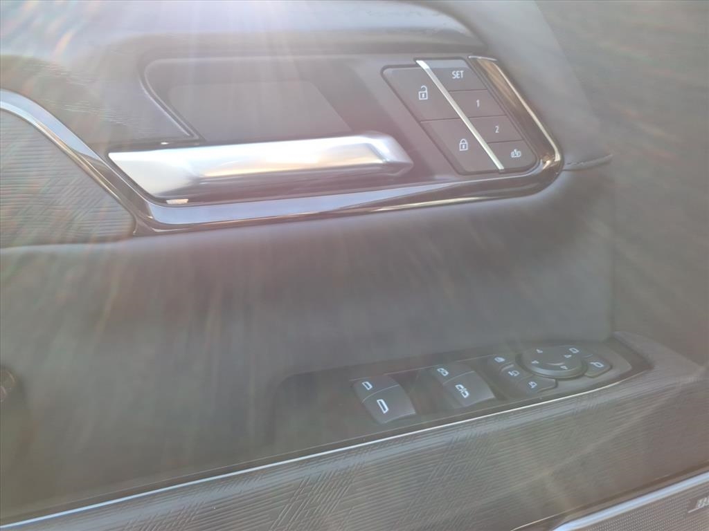 GMC Sierra 2500HD 4WD Crew Cab 159" AT4X 2026