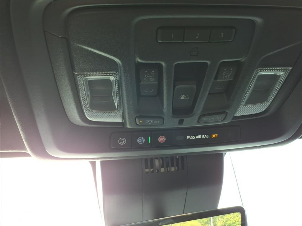 GMC Sierra 2500HD 4WD Crew Cab 159" AT4X 2026