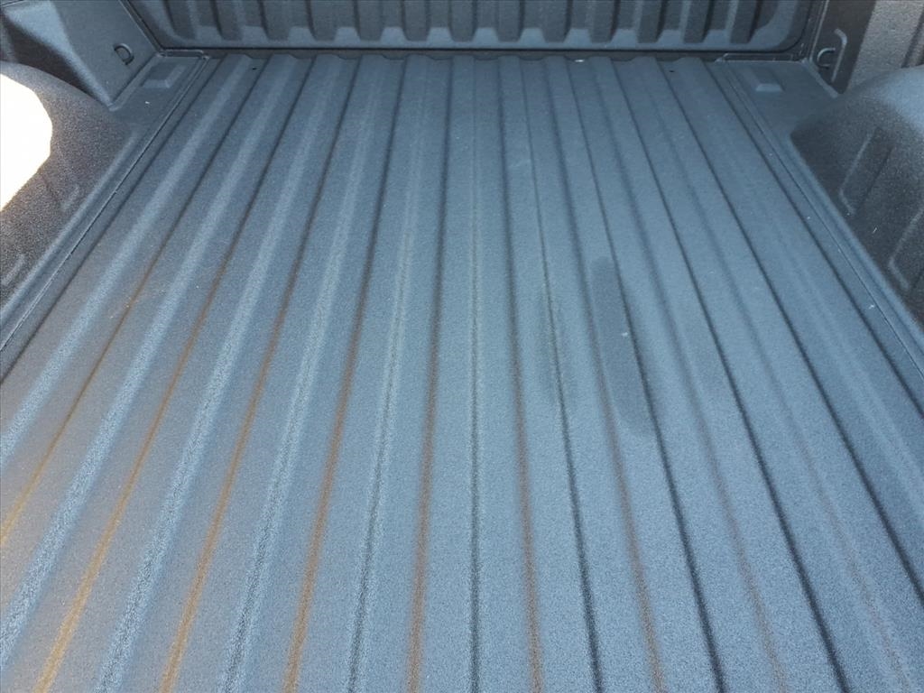 GMC Sierra 1500 4WD Crew Cab 147" Elevation w/3SB 2026