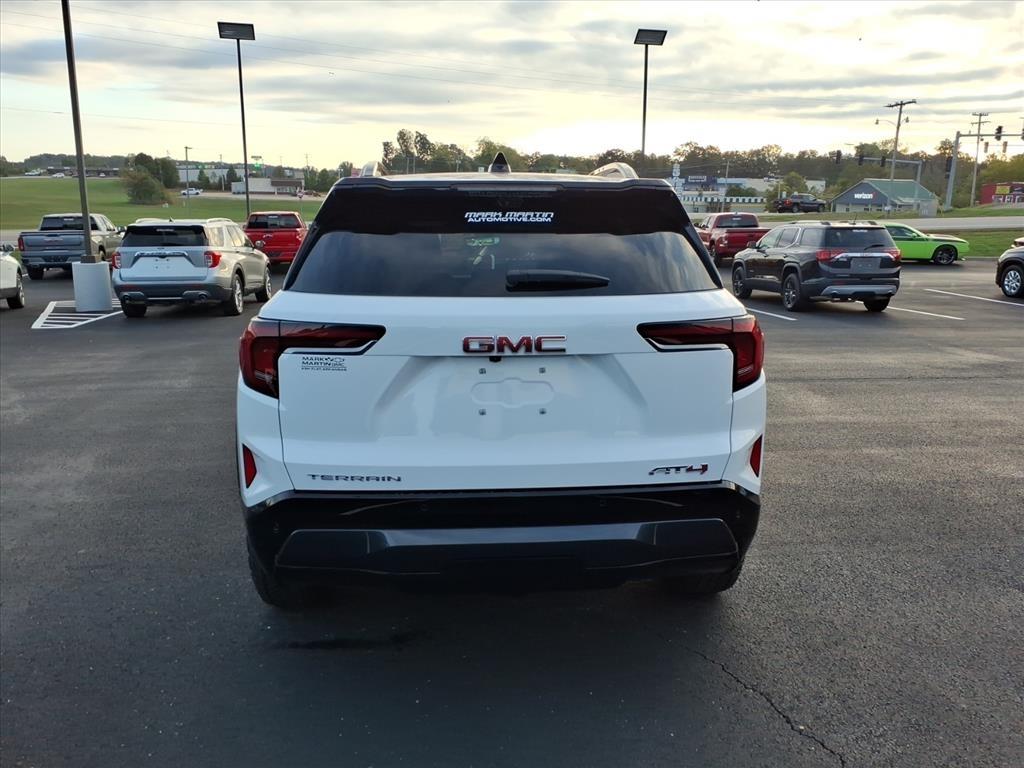 GMC Terrain AWD 4dr AT4 2026