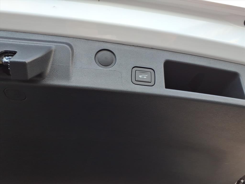 GMC Terrain AWD 4dr AT4 2026