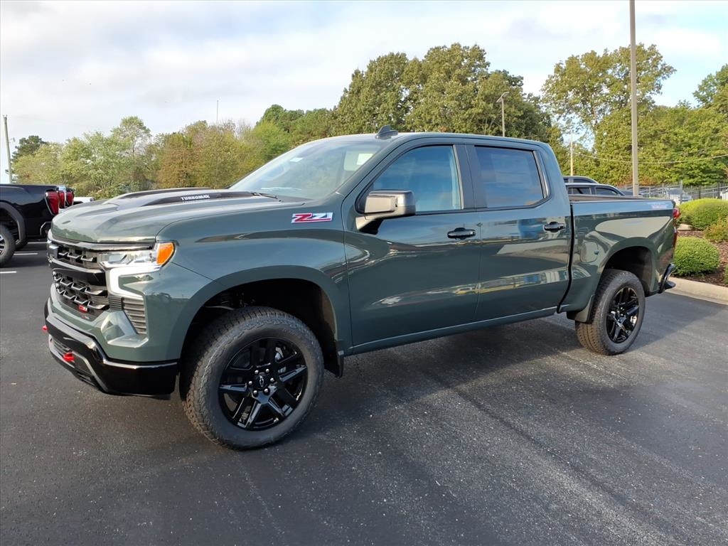 Chevrolet Silverado 1500 4WD Crew Cab 147" LT Trail Boss 2026 Chevrolet Silverado 1500 4WD Crew Cab 147" LT Trail Boss 2026