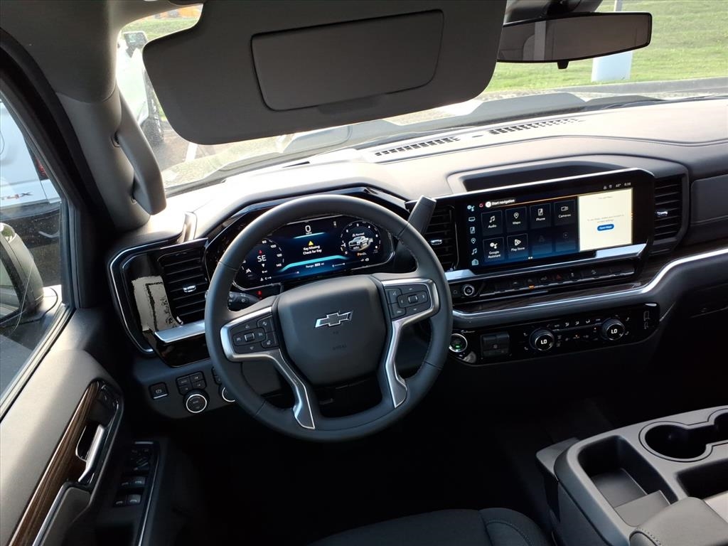 Chevrolet Silverado 1500 4WD Crew Cab 147" LT Trail Boss 2026 Chevrolet Silverado 1500 4WD Crew Cab 147" LT Trail Boss 2026