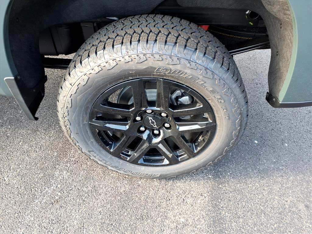 Chevrolet Silverado 1500 4WD Crew Cab 147" LT Trail Boss 2026