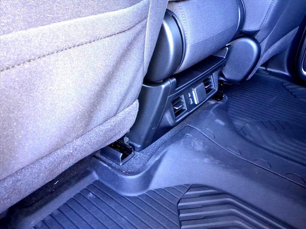 Chevrolet Silverado 1500 4WD Crew Cab 147" LT Trail Boss 2026