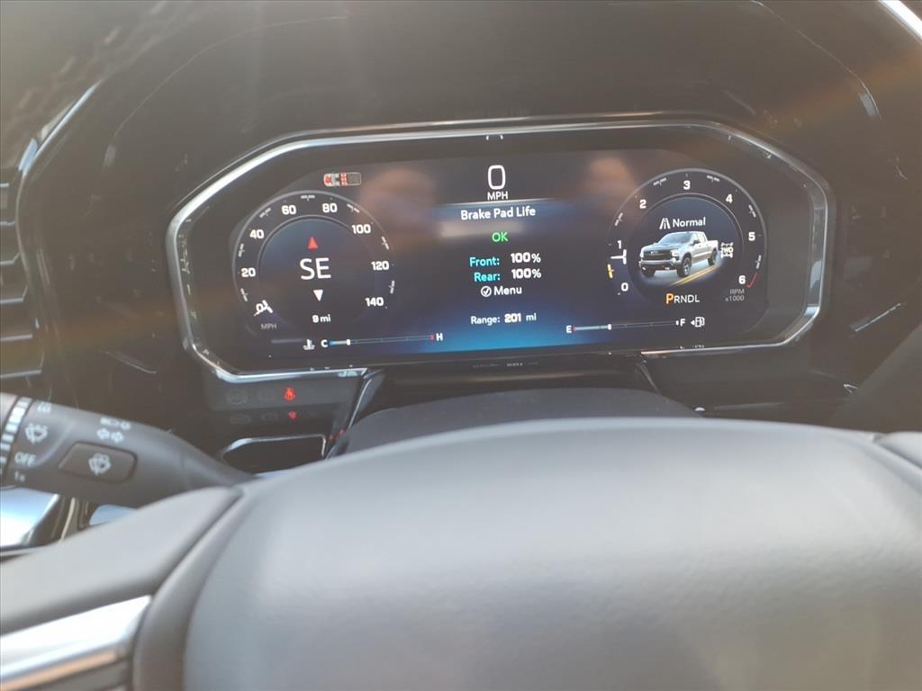 Chevrolet Silverado 1500 4WD Crew Cab 147" LT Trail Boss 2026