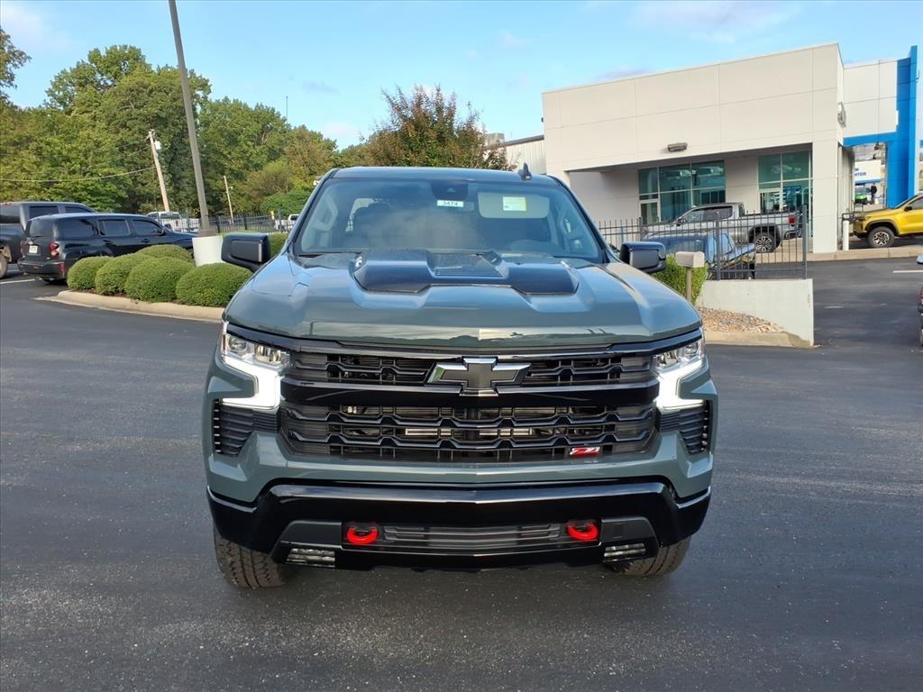 Chevrolet Silverado 1500 4WD Crew Cab 147" LT Trail Boss 2026
