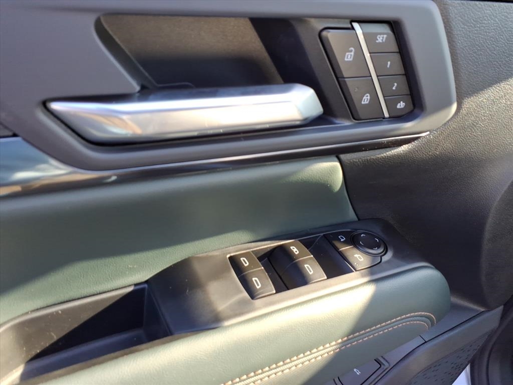 GMC Terrain AWD 4dr AT4 2026 GMC Terrain AWD 4dr AT4 2026