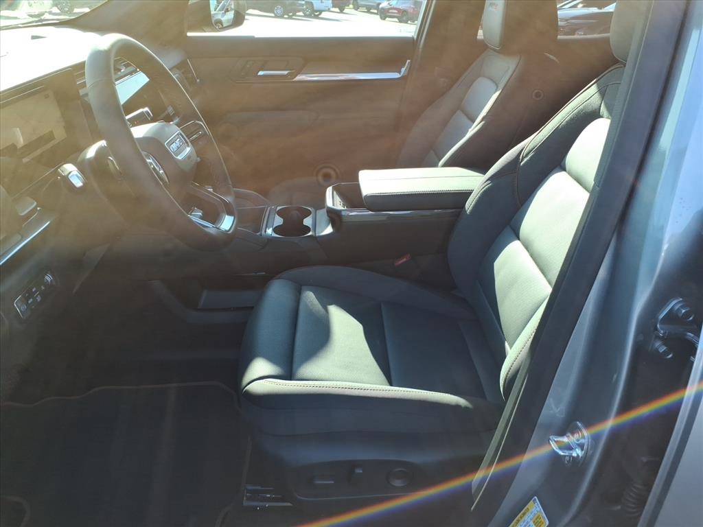 GMC Terrain AWD 4dr AT4 2026