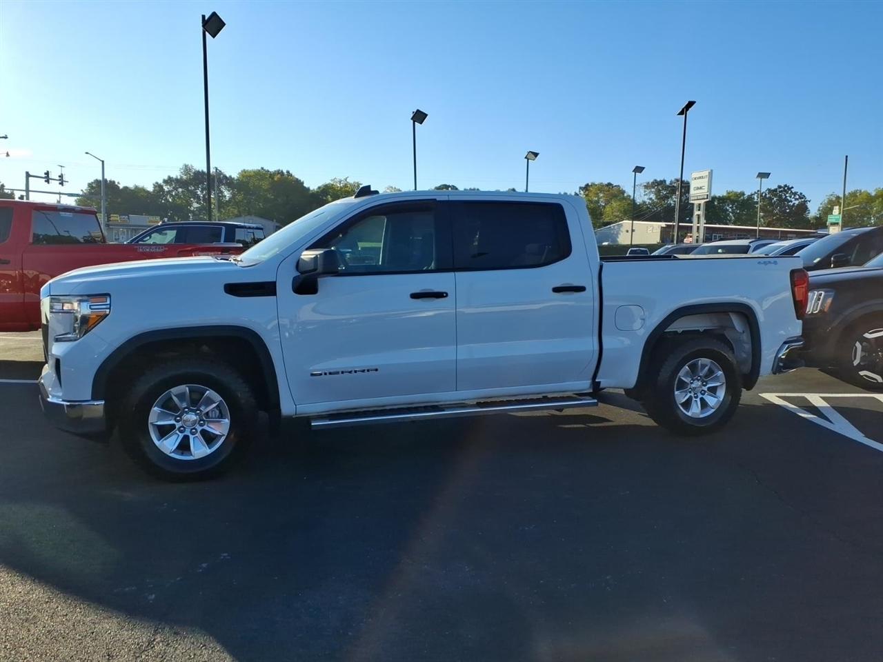 GMC Sierra 1500 4WD Crew Cab 147" 2019