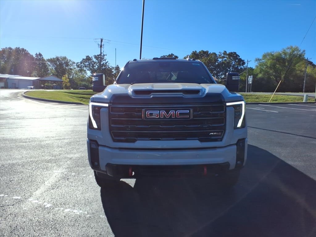 GMC Sierra 2500HD 4WD Crew Cab 159" AT4 2026 GMC Sierra 2500HD 4WD Crew Cab 159" AT4 2026