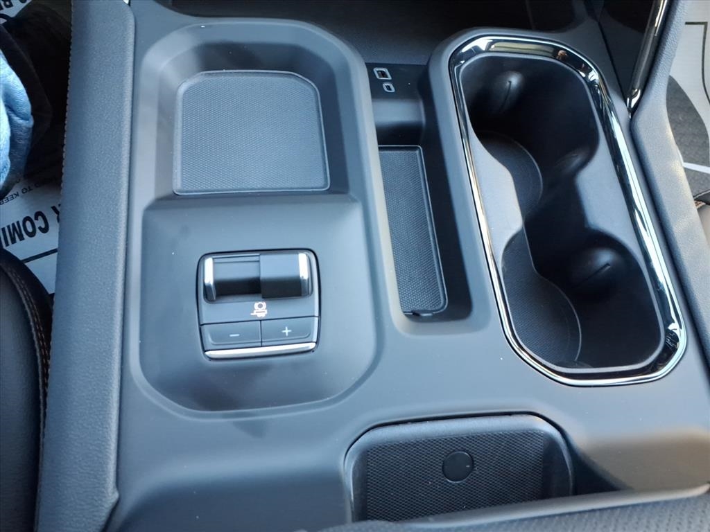 GMC Sierra 2500HD 4WD Crew Cab 159" AT4 2026 GMC Sierra 2500HD 4WD Crew Cab 159" AT4 2026