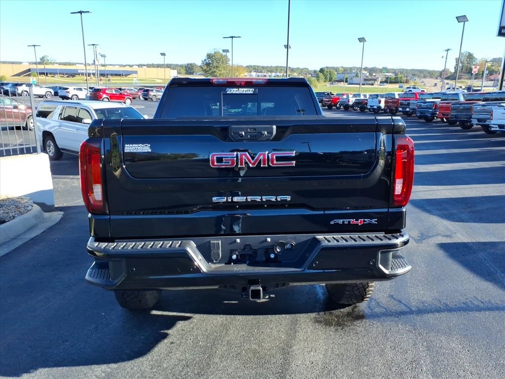 GMC Sierra 1500 4WD Crew Cab 147" AT4X 2026 GMC Sierra 1500 4WD Crew Cab 147" AT4X 2026