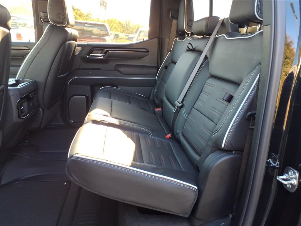 GMC Sierra 1500 4WD Crew Cab 147" AT4X 2026 GMC Sierra 1500 4WD Crew Cab 147" AT4X 2026