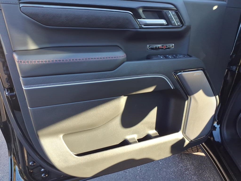 GMC Sierra 1500 4WD Crew Cab 147" AT4X 2026 GMC Sierra 1500 4WD Crew Cab 147" AT4X 2026